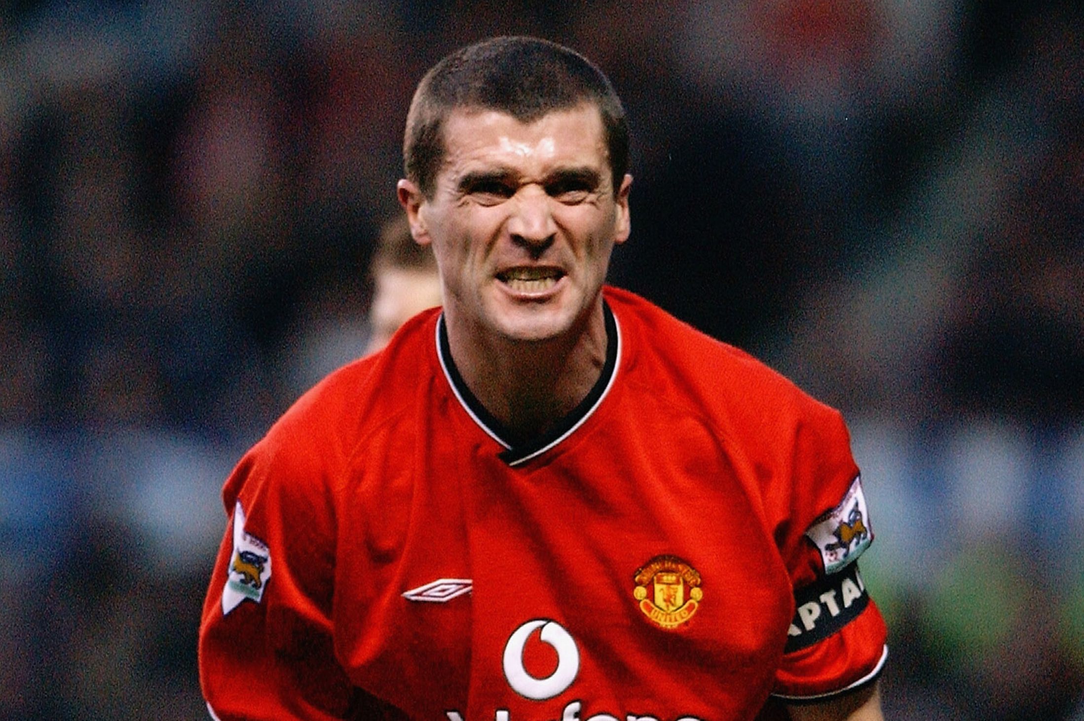 Roy Keane cũng nhận đến 7 chiếc thẻ đỏ tại Ngoại hạng Anh