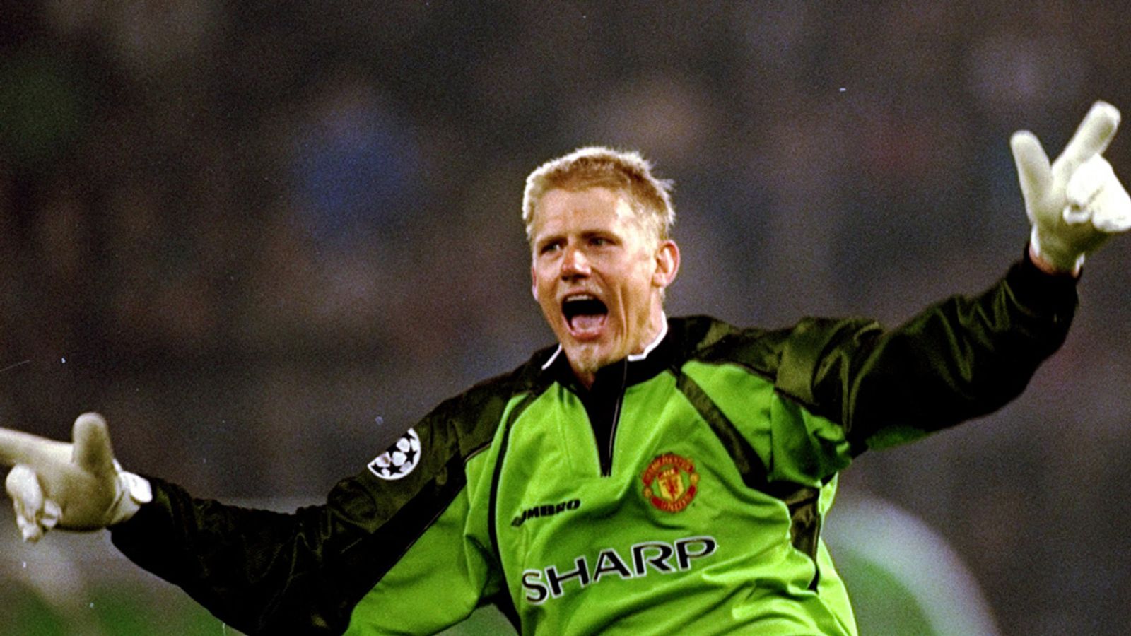 Peter Schmeichel là thủ môn xuất sắc nhất của bóng đá Đan Mạch