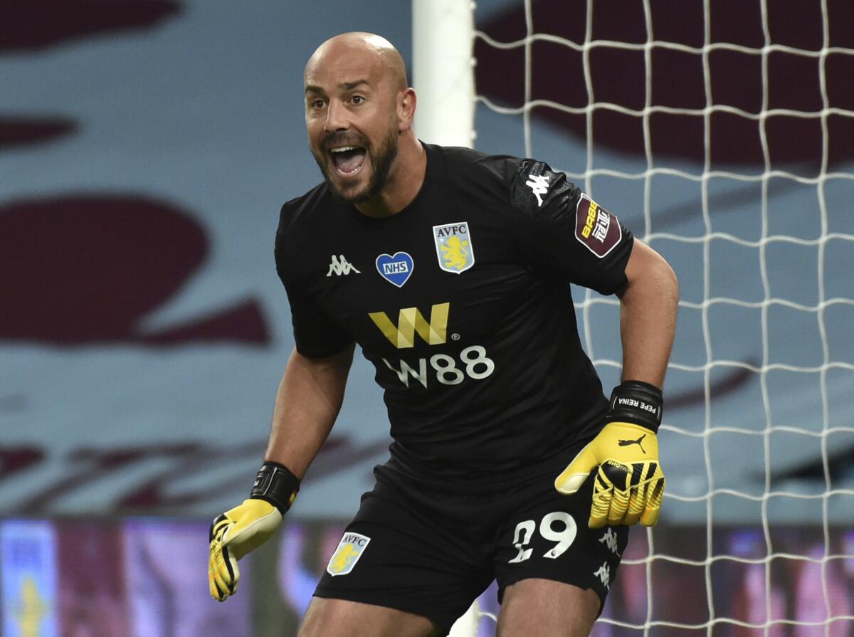 Pepe Reina cũng là một trong những thủ môn giữ sạch lưới nhiều nhất Ngoại hạng Anh với 131 trận