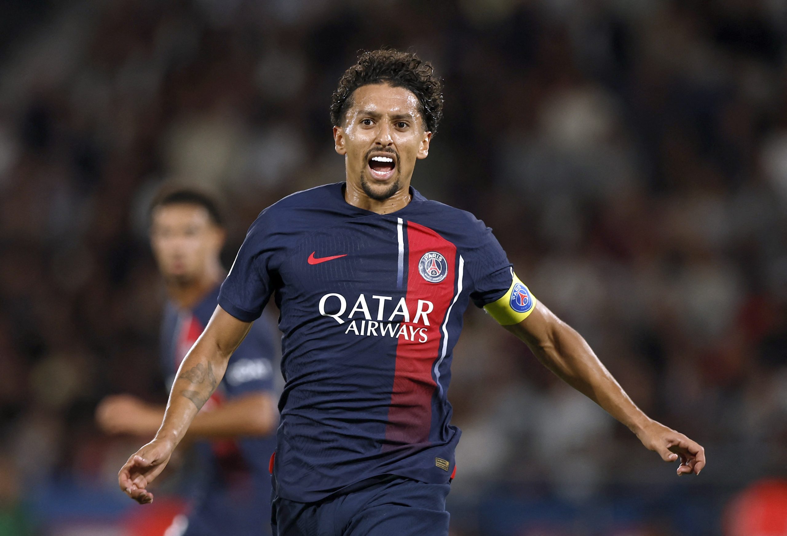 Marquinhos - Một cầu thủ có khả năng đánh đầu chính xác và sự thông minh trong chiến thuật